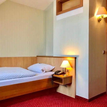 Hotel Haus Deckers 3*