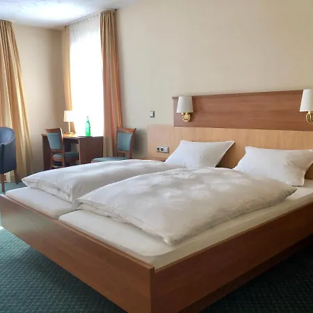 酒店 Haus Deckers 3*